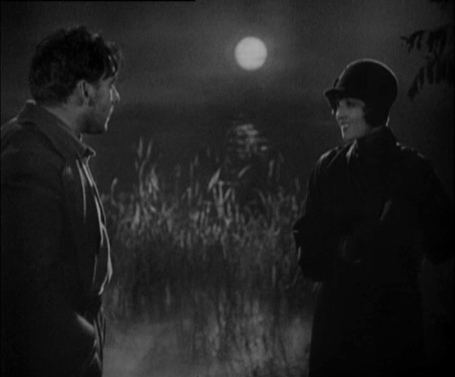 Mondschein und Kantenlicht in Sunrise, TC: 00:11:57