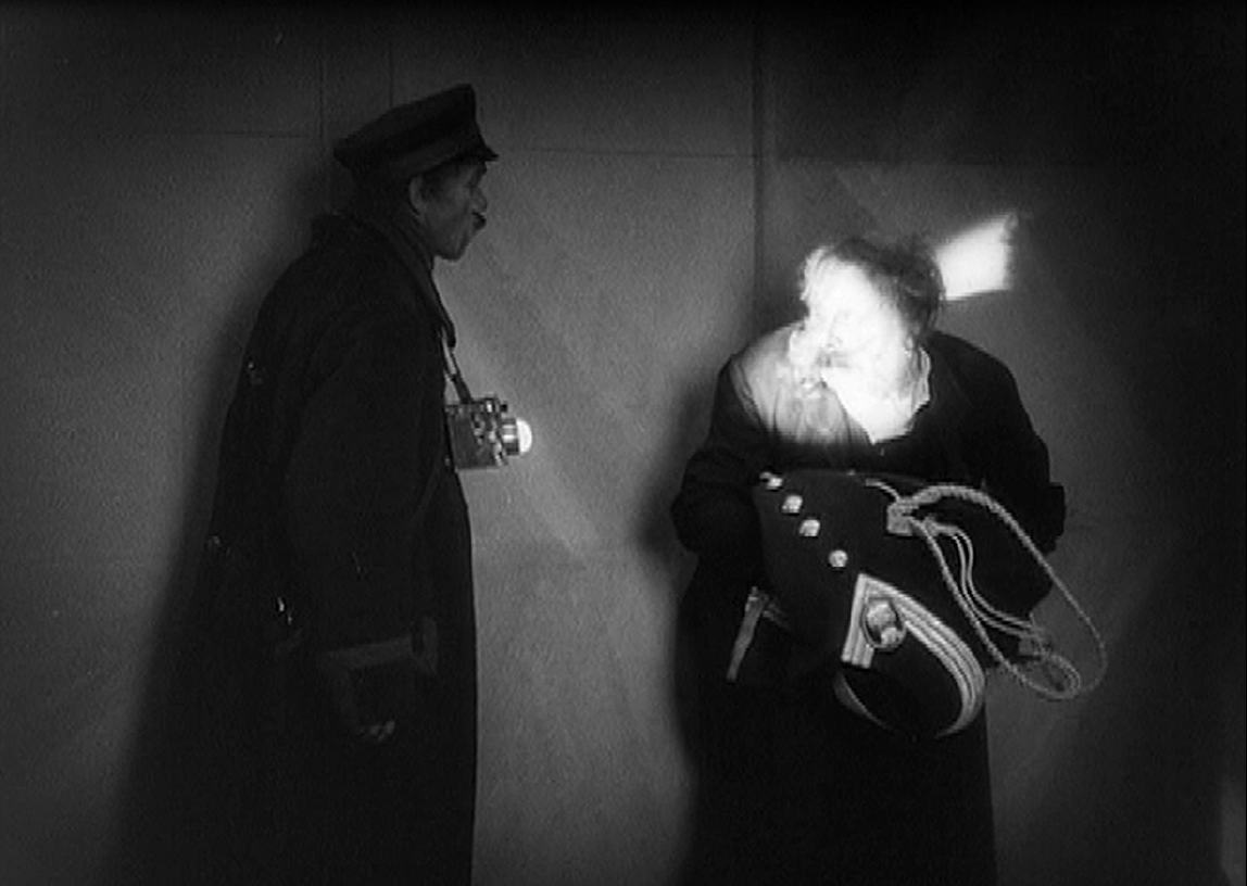 Die Leuchte des Nachtwächters in Der letzte Mann